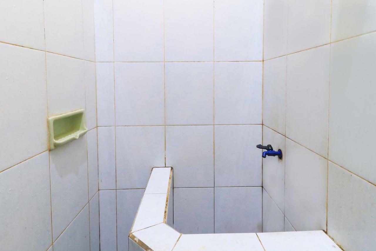 Hotel Erysa Juanda Sedati Eksteriør bilde
